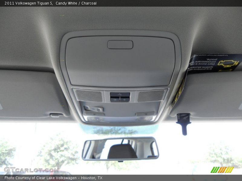 Candy White / Charcoal 2011 Volkswagen Tiguan S