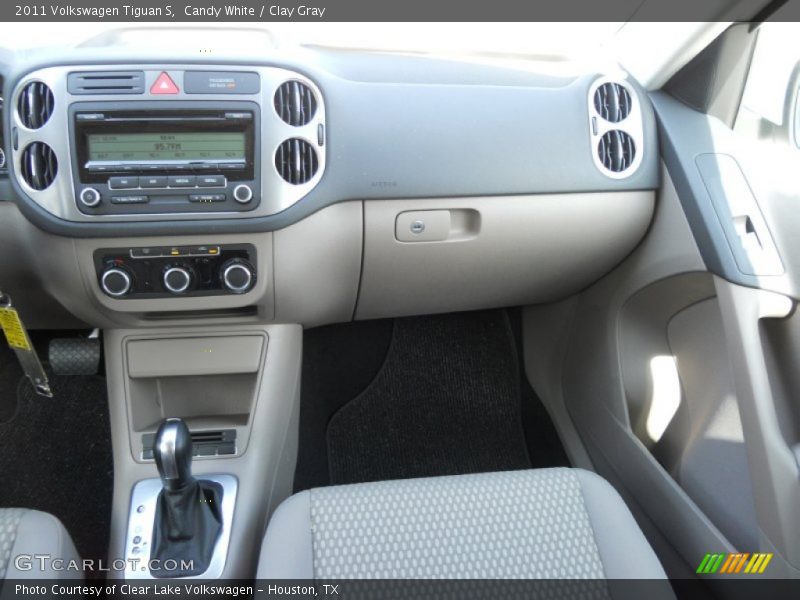 Candy White / Clay Gray 2011 Volkswagen Tiguan S