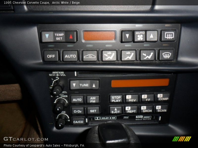 Controls of 1995 Corvette Coupe