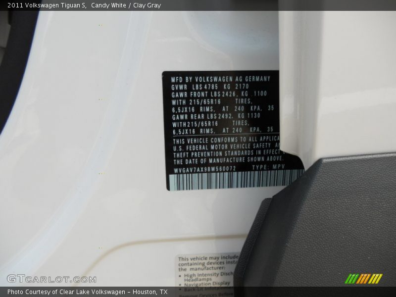 Candy White / Clay Gray 2011 Volkswagen Tiguan S
