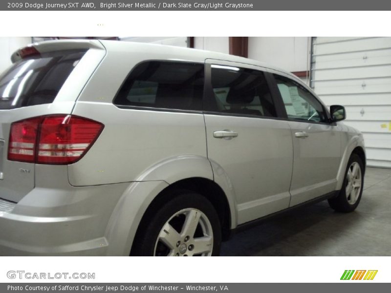 Bright Silver Metallic / Dark Slate Gray/Light Graystone 2009 Dodge Journey SXT AWD