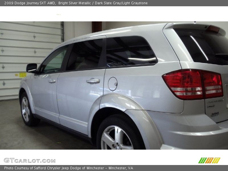 Bright Silver Metallic / Dark Slate Gray/Light Graystone 2009 Dodge Journey SXT AWD