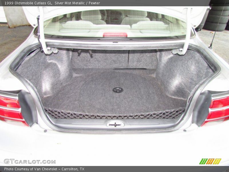 Silver Mist Metallic / Pewter 1999 Oldsmobile Cutlass GL