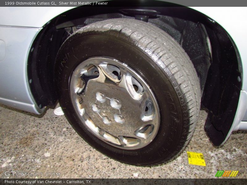 Silver Mist Metallic / Pewter 1999 Oldsmobile Cutlass GL