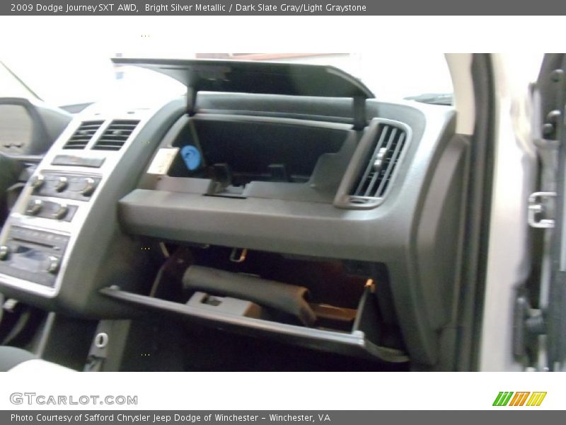 Bright Silver Metallic / Dark Slate Gray/Light Graystone 2009 Dodge Journey SXT AWD