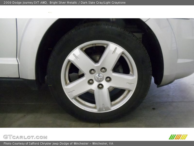 Bright Silver Metallic / Dark Slate Gray/Light Graystone 2009 Dodge Journey SXT AWD