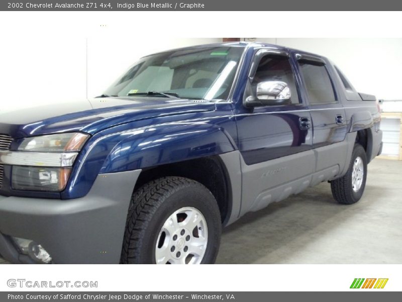 Indigo Blue Metallic / Graphite 2002 Chevrolet Avalanche Z71 4x4