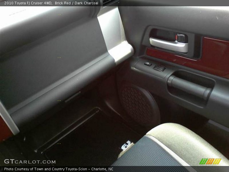 Brick Red / Dark Charcoal 2010 Toyota FJ Cruiser 4WD