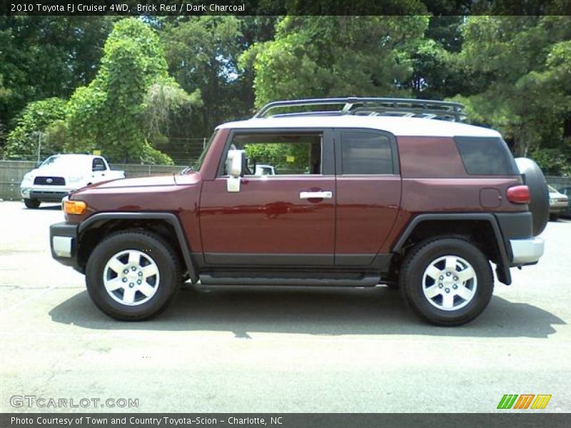 Brick Red / Dark Charcoal 2010 Toyota FJ Cruiser 4WD