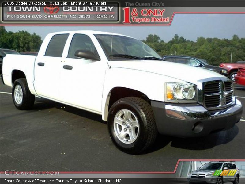Bright White / Khaki 2005 Dodge Dakota SLT Quad Cab