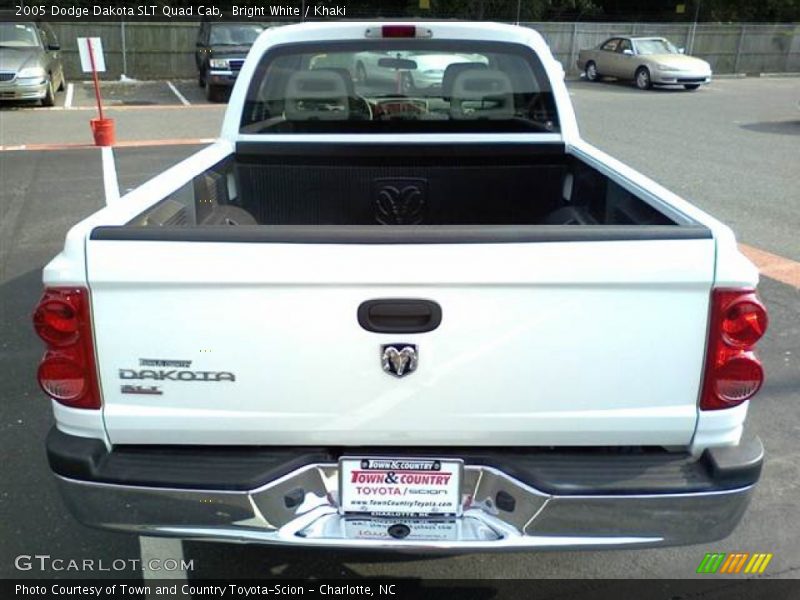 Bright White / Khaki 2005 Dodge Dakota SLT Quad Cab