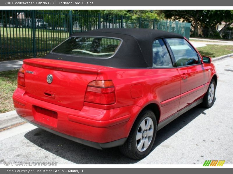 Tornado Red / Beige 2001 Volkswagen Cabrio GLX