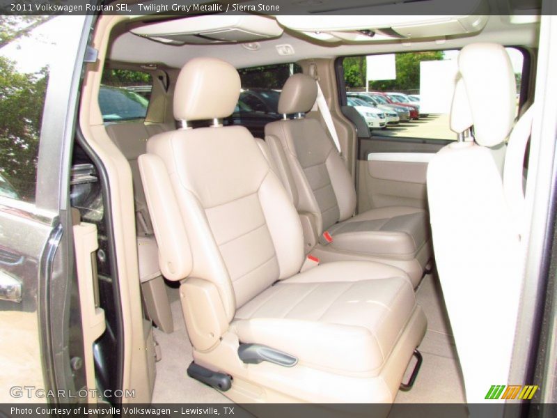 Twilight Gray Metallic / Sierra Stone 2011 Volkswagen Routan SEL