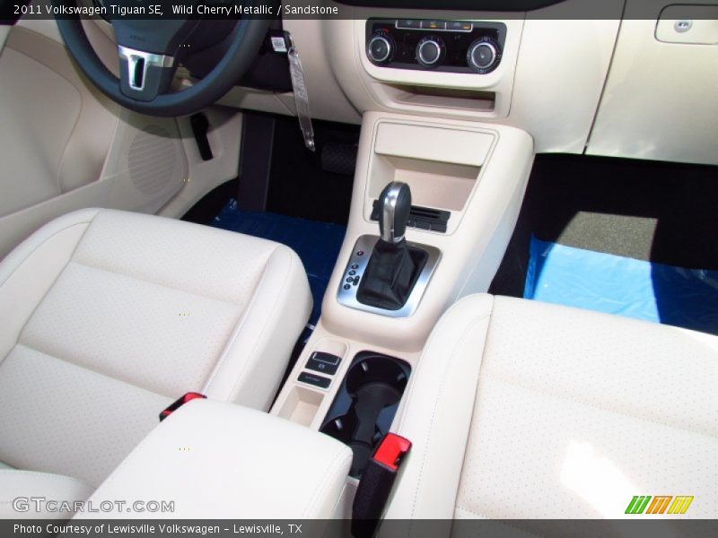 Wild Cherry Metallic / Sandstone 2011 Volkswagen Tiguan SE