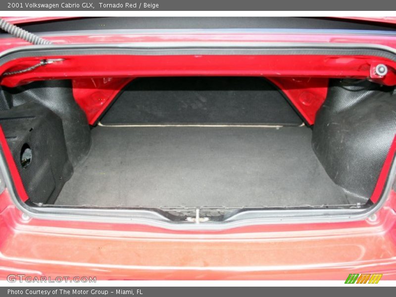 Tornado Red / Beige 2001 Volkswagen Cabrio GLX