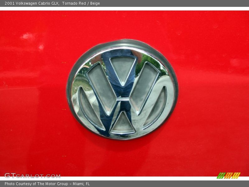Tornado Red / Beige 2001 Volkswagen Cabrio GLX