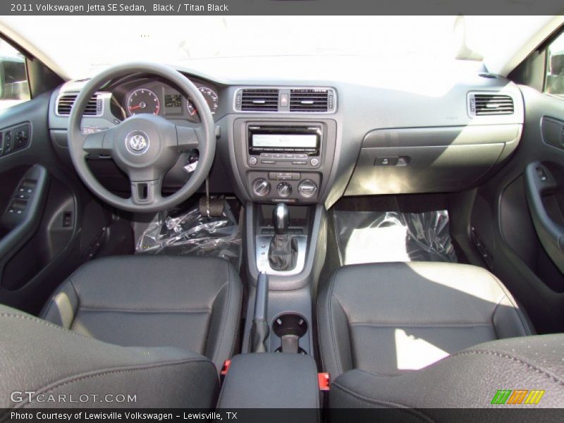 Black / Titan Black 2011 Volkswagen Jetta SE Sedan