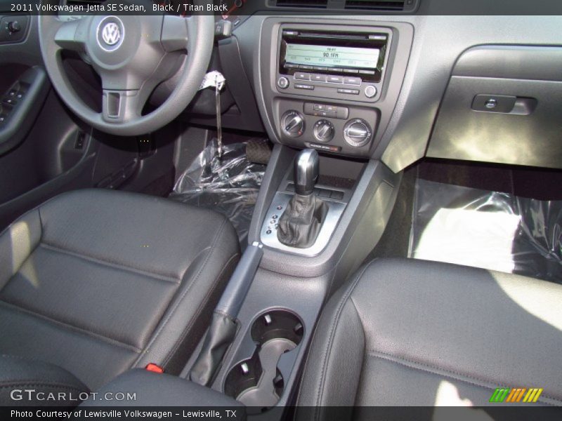 Black / Titan Black 2011 Volkswagen Jetta SE Sedan