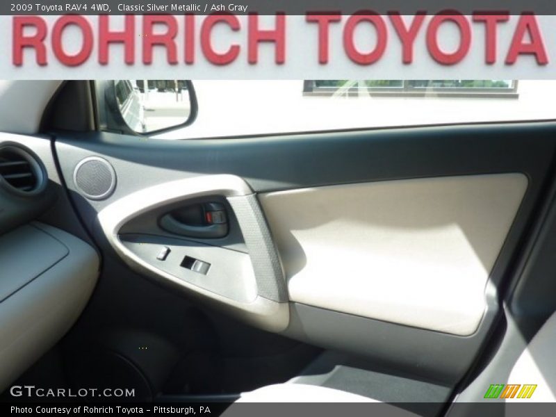 Classic Silver Metallic / Ash Gray 2009 Toyota RAV4 4WD