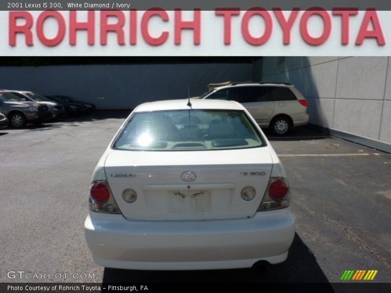 White Diamond / Ivory 2001 Lexus IS 300