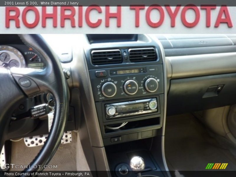 White Diamond / Ivory 2001 Lexus IS 300