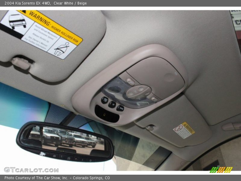 Clear White / Beige 2004 Kia Sorento EX 4WD