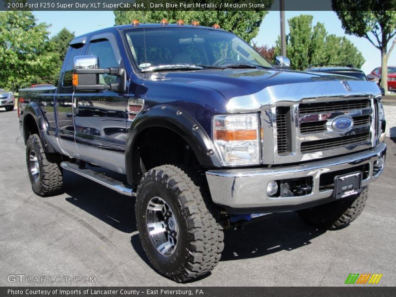 Front 3/4 View of 2008 F250 Super Duty XLT SuperCab 4x4