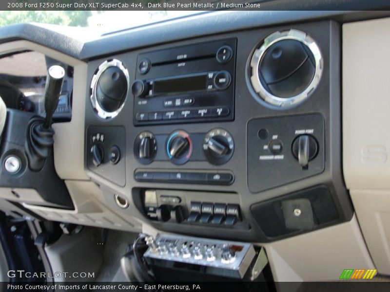 Dark Blue Pearl Metallic / Medium Stone 2008 Ford F250 Super Duty XLT SuperCab 4x4