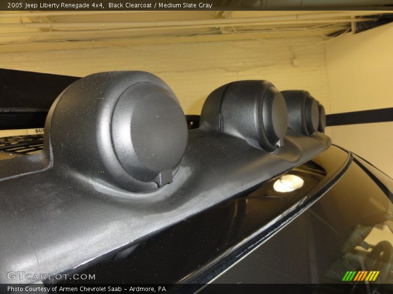 Black Clearcoat / Medium Slate Gray 2005 Jeep Liberty Renegade 4x4