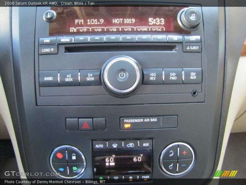 Cream White / Tan 2008 Saturn Outlook XR AWD