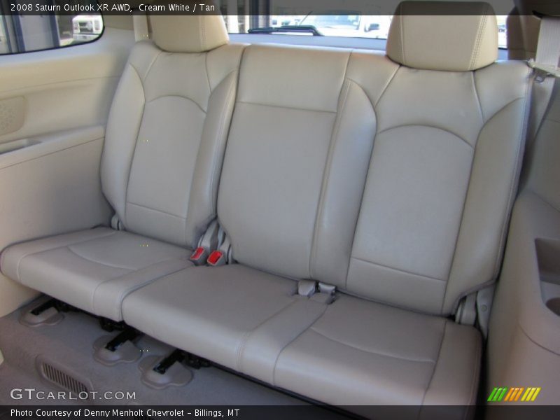 Cream White / Tan 2008 Saturn Outlook XR AWD