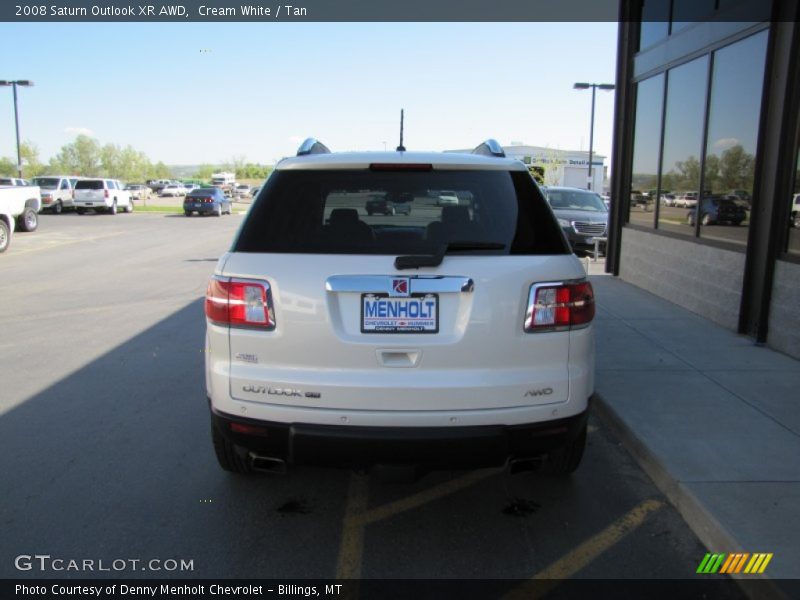 Cream White / Tan 2008 Saturn Outlook XR AWD