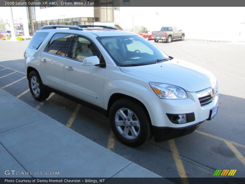 Cream White / Tan 2008 Saturn Outlook XR AWD