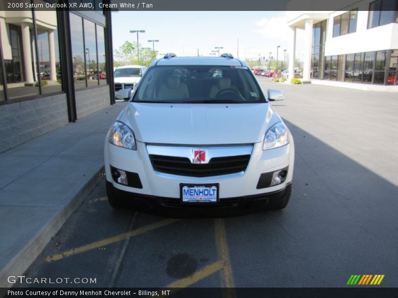 Cream White / Tan 2008 Saturn Outlook XR AWD