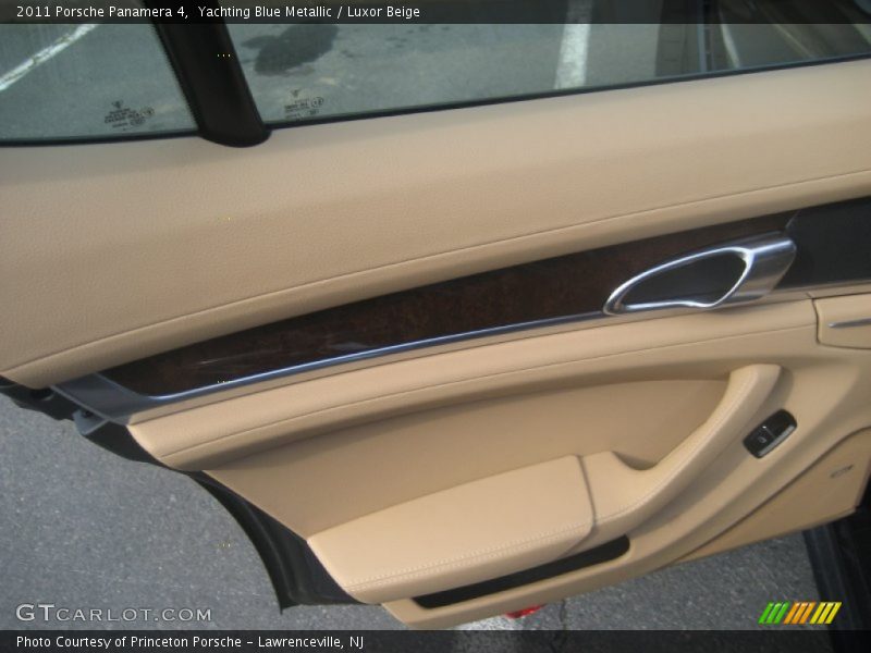 Yachting Blue Metallic / Luxor Beige 2011 Porsche Panamera 4