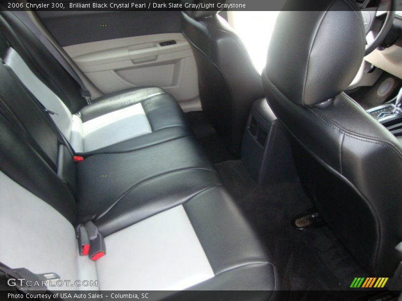 Brilliant Black Crystal Pearl / Dark Slate Gray/Light Graystone 2006 Chrysler 300