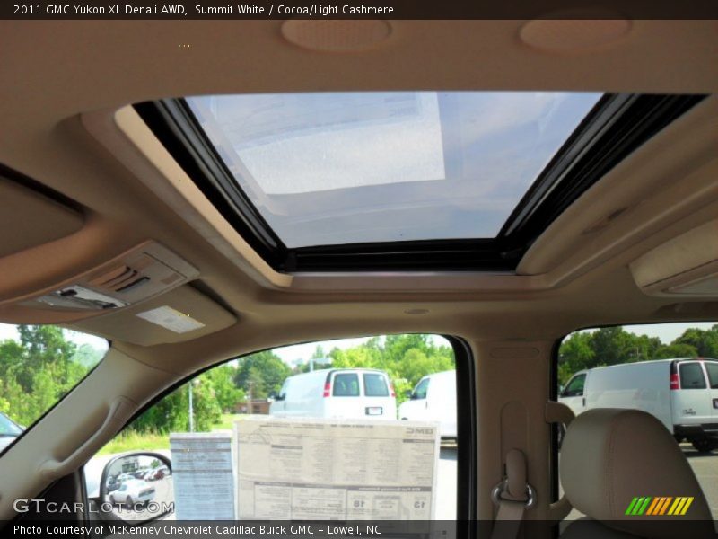 Summit White / Cocoa/Light Cashmere 2011 GMC Yukon XL Denali AWD
