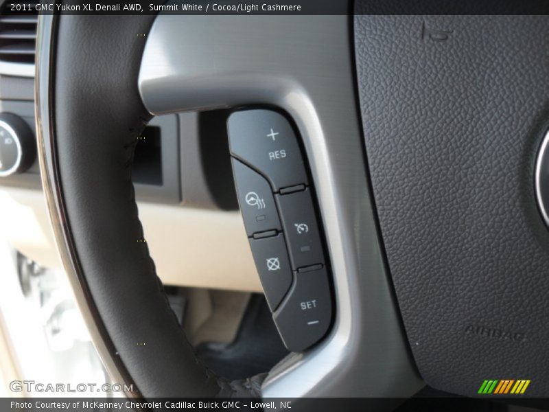Summit White / Cocoa/Light Cashmere 2011 GMC Yukon XL Denali AWD