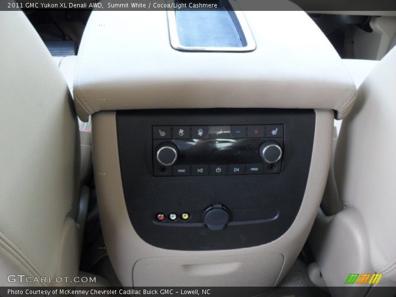 Summit White / Cocoa/Light Cashmere 2011 GMC Yukon XL Denali AWD