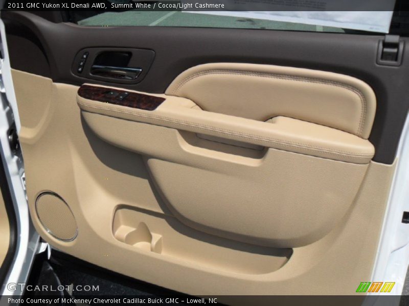 Summit White / Cocoa/Light Cashmere 2011 GMC Yukon XL Denali AWD