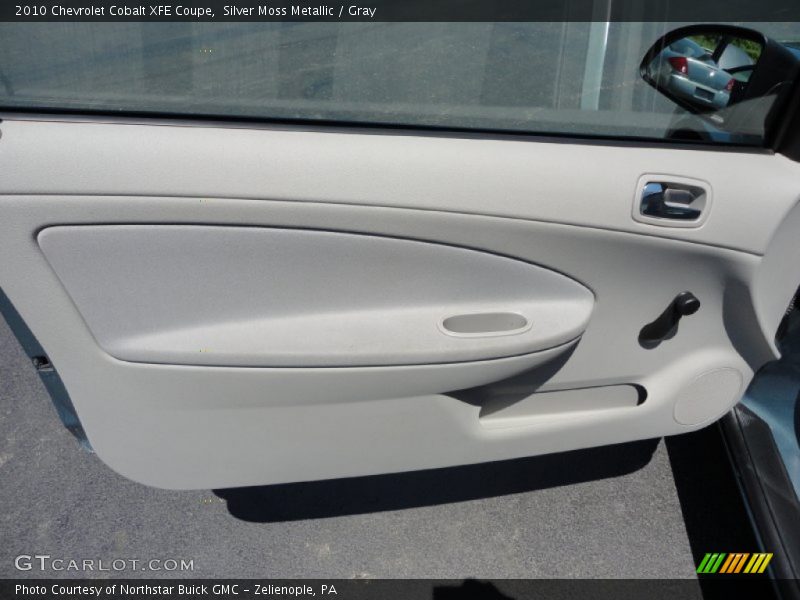 Door Panel of 2010 Cobalt XFE Coupe