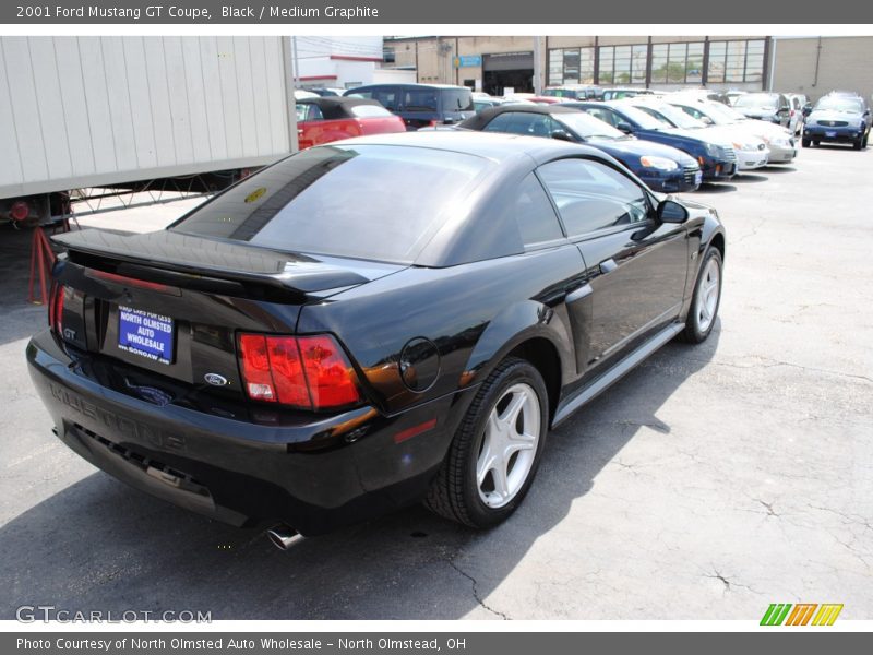 Black / Medium Graphite 2001 Ford Mustang GT Coupe