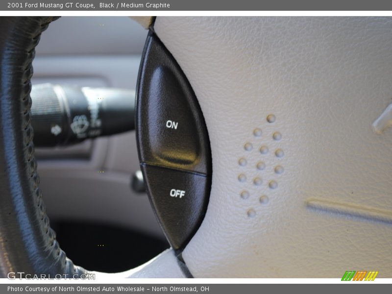 Black / Medium Graphite 2001 Ford Mustang GT Coupe