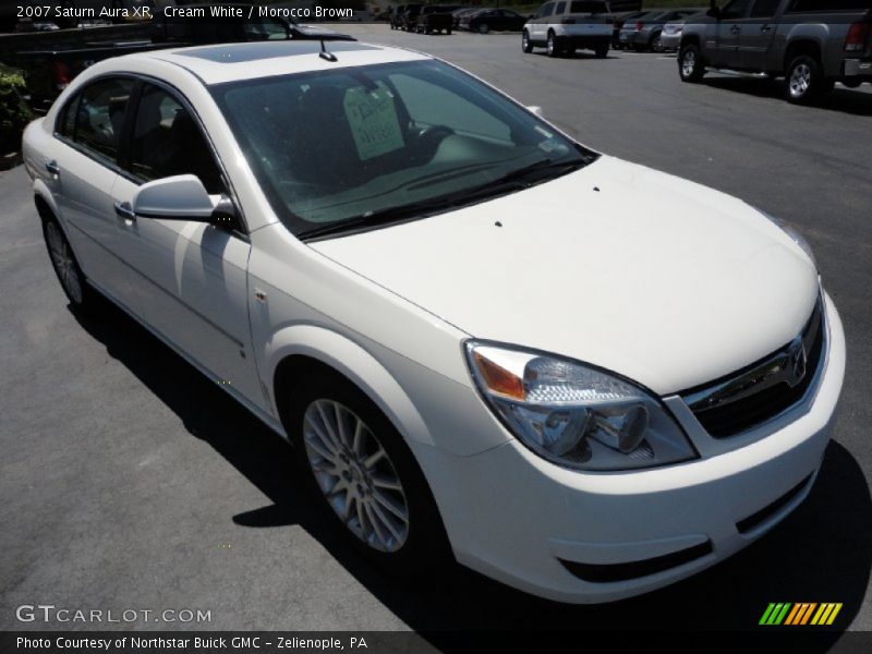 Cream White / Morocco Brown 2007 Saturn Aura XR