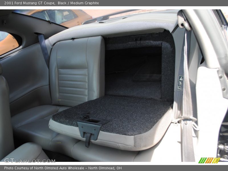 Black / Medium Graphite 2001 Ford Mustang GT Coupe