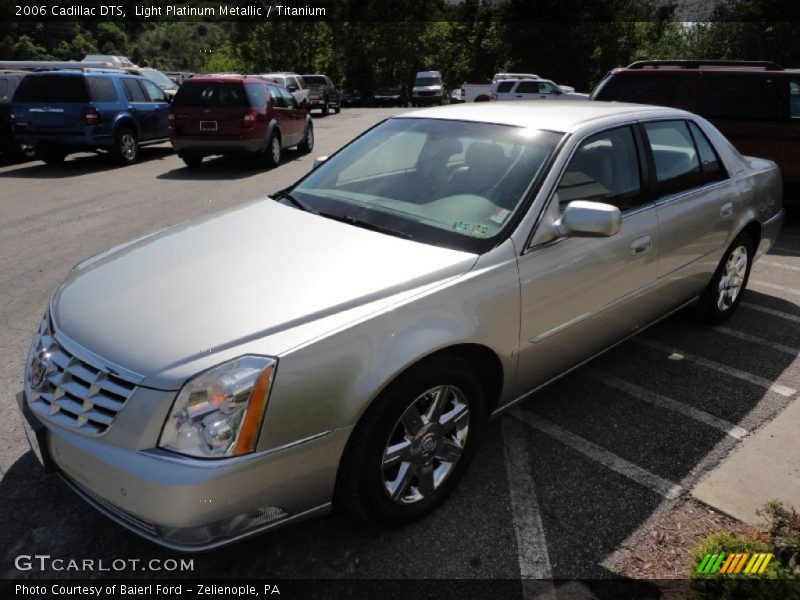 Light Platinum Metallic / Titanium 2006 Cadillac DTS