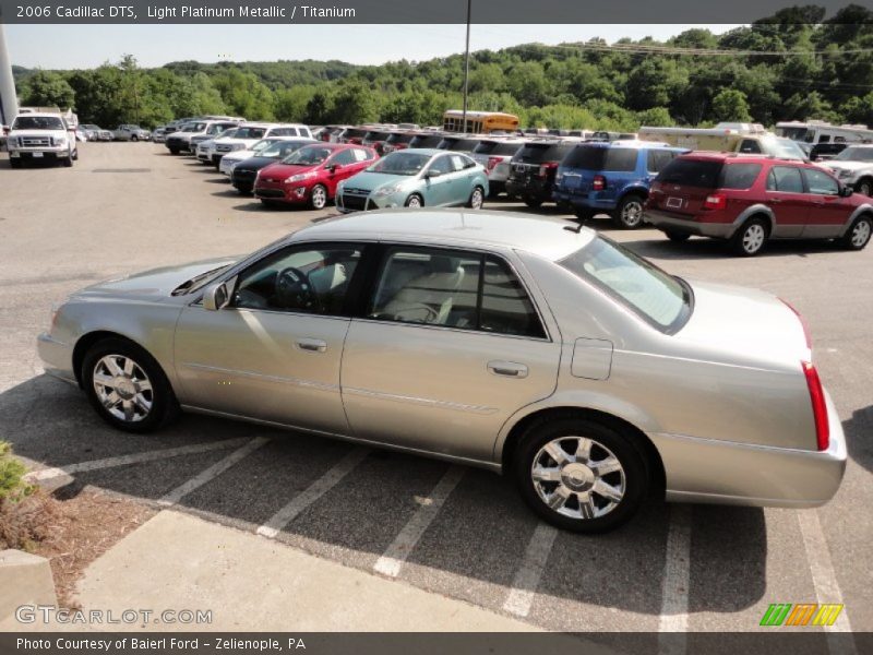 Light Platinum Metallic / Titanium 2006 Cadillac DTS