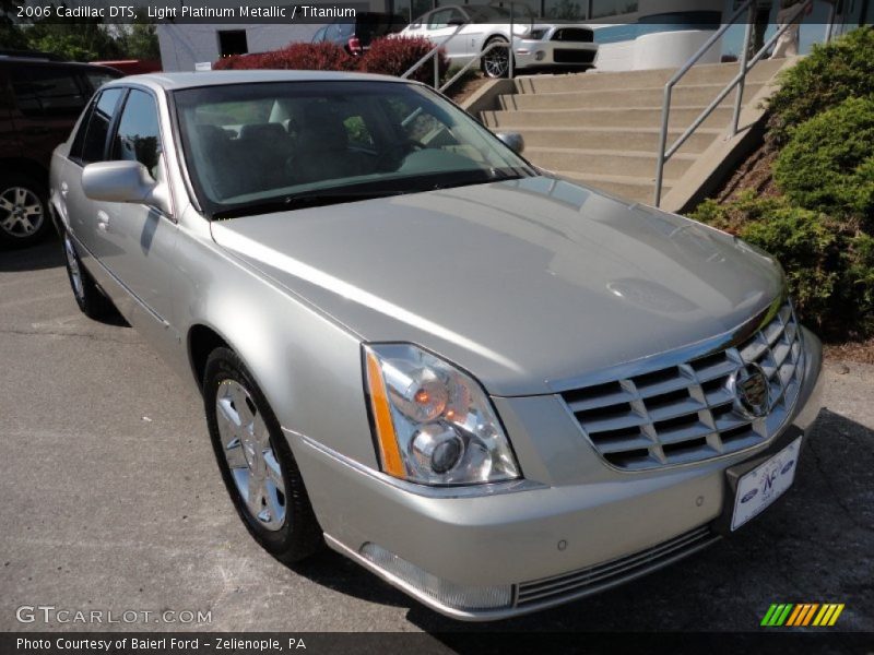 Light Platinum Metallic / Titanium 2006 Cadillac DTS