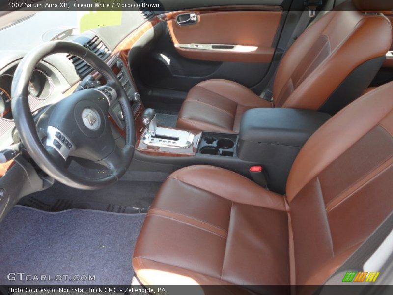 Cream White / Morocco Brown 2007 Saturn Aura XR
