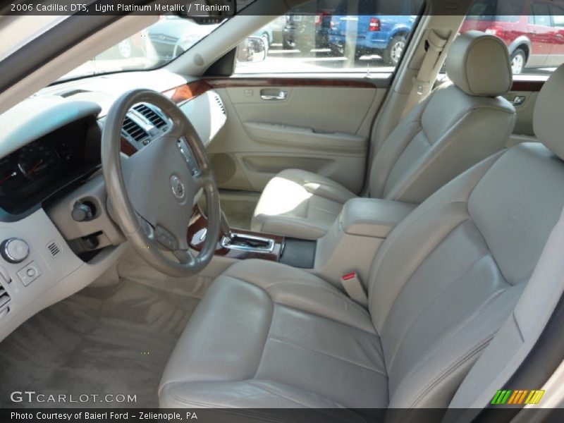 Light Platinum Metallic / Titanium 2006 Cadillac DTS